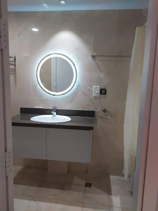 The Rixx Business Apartment @D1/Netflix/Sauna/Gym Ho Chi Minh City