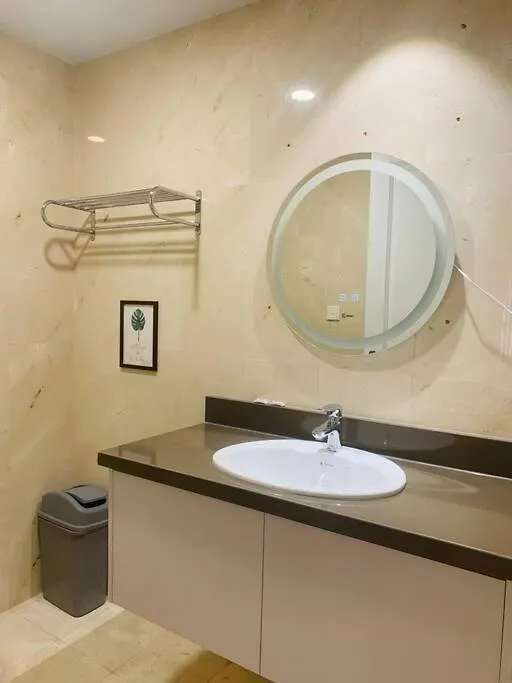The Rixx Business Apartment @D1/Netflix/Sauna/Gym Ho Chi Minh City Vietnam